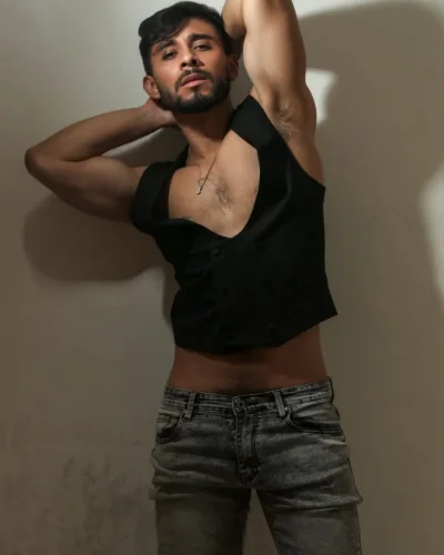 Preston photo 5, latino, athletic, black hair, 173 cm, 68 kg, Hong Kong