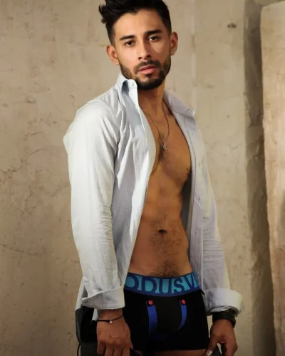 Preston photo 9, latino, athletic, black hair, 173 cm, 68 kg, Hong Kong
