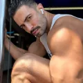 Valls photo 20, latino, curvy, black hair, 178 cm, 83 kg, Hong Kong