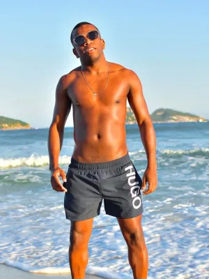 Thor photo 1, latino, average, black hair, 170 cm, 65 kg, Hong Kong