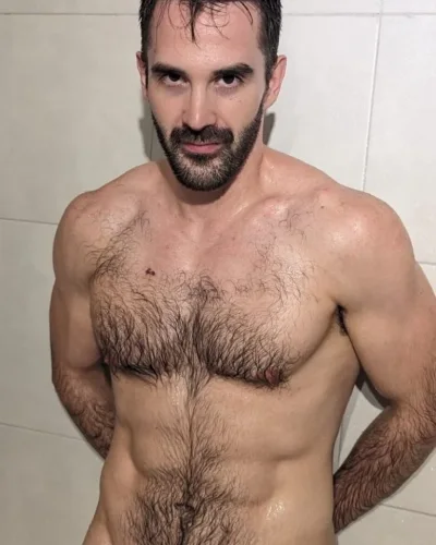 Bernard photo 3, european, athletic, black hair, 180 cm, 79 kg, Hong Kong