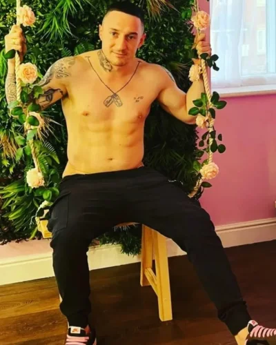 Connor photo 1, latino, curvy, brunette, 178 cm, 100 kg, Hong Kong