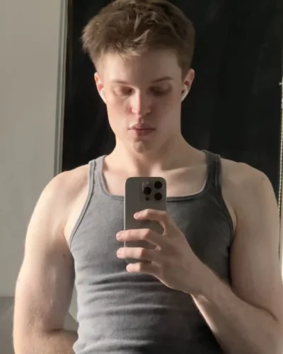 Thomas photo 6, slavic, average, brunette, 183 cm, 72 kg, Hong Kong