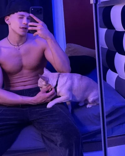 Tonny photo 13, latino, average, brunette, 185 cm, 72 kg, Hong Kong