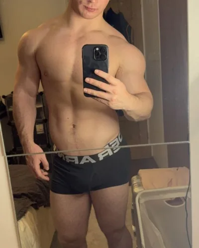 Benjamin photo 12, slavic, curvy, brunette, 173 cm, 88 kg, Hong Kong
