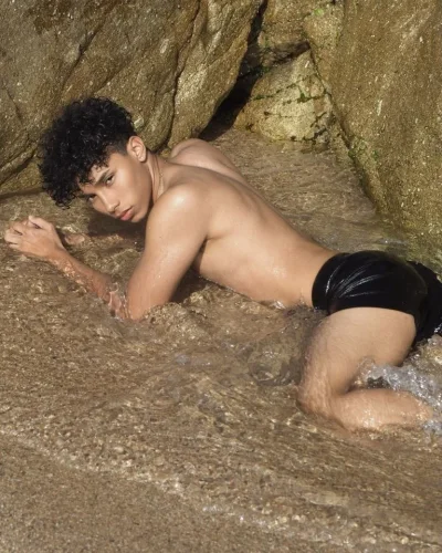 Sean photo 10, latino, average, brunette, 168 cm, 56 kg, Hong Kong