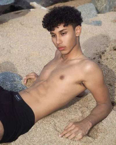 Sean photo 13, latino, average, brunette, 168 cm, 56 kg, Hong Kong