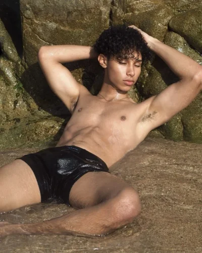 Sean photo 7, latino, average, brunette, 168 cm, 56 kg, Hong Kong