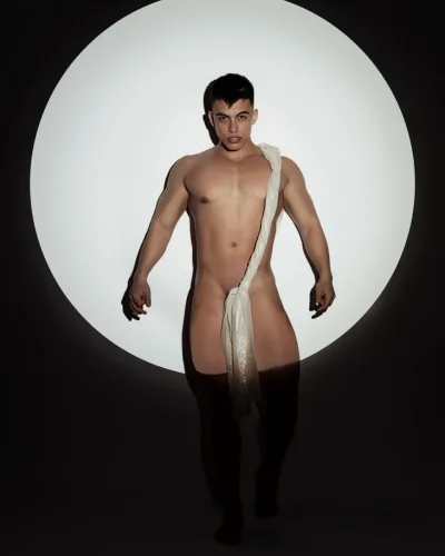 Cesar photo 1, latino, curvy, brunette, 170 cm, 74 kg, Hong Kong