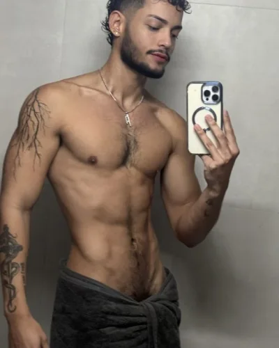 Angelo photo 12, latino, athletic, black hair, 175 cm, 72 kg, Hong Kong