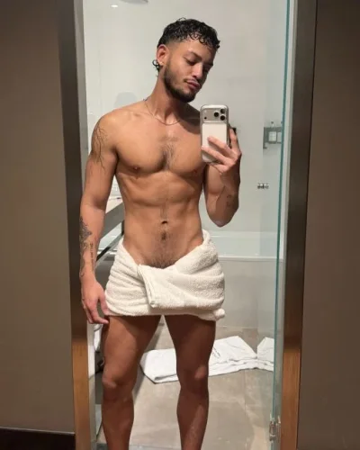 Angelo photo 13, latino, athletic, black hair, 175 cm, 72 kg, Hong Kong