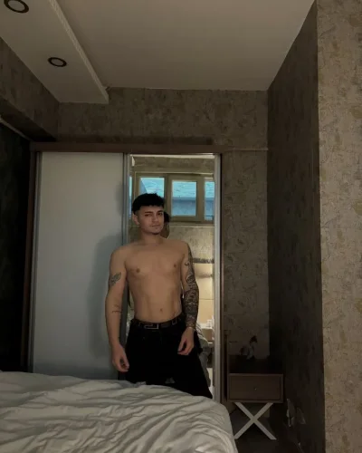 Aleo photo 10, mixed, average, black hair, 175 cm, 63 kg, Hong Kong
