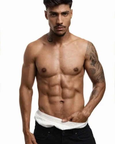 Brennan photo 6, latino, athletic, brunette, 183 cm, 83 kg, Hong Kong