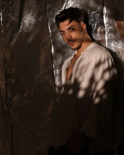 Zedy photo 5, latino, average, black hair, 183 cm, 74 kg, Hong Kong