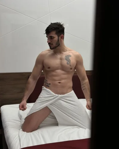Boris photo 16, slavic, athletic, black hair, 188 cm, 86 kg, Hong Kong