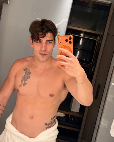 Boris photo 25, slavic, athletic, black hair, 188 cm, 86 kg, Hong Kong