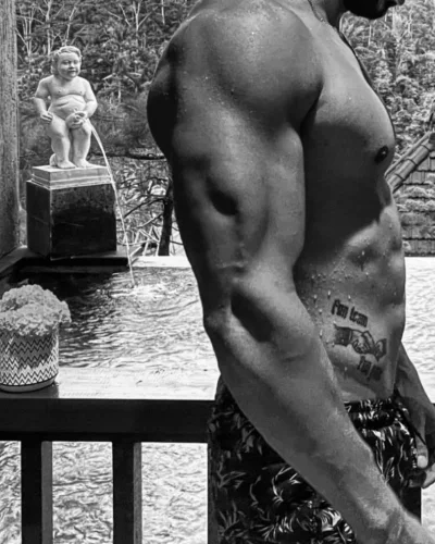 Boris photo 5, slavic, athletic, black hair, 188 cm, 86 kg, Hong Kong