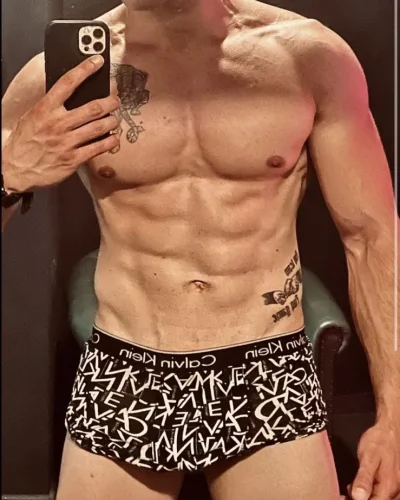 Boris photo 8, slavic, athletic, black hair, 188 cm, 86 kg, Hong Kong