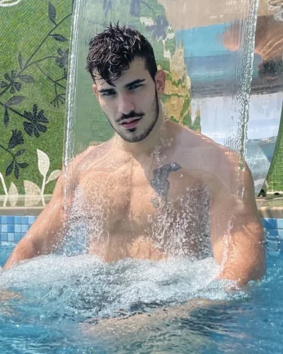 Boris photo 9, slavic, athletic, black hair, 188 cm, 86 kg, Hong Kong