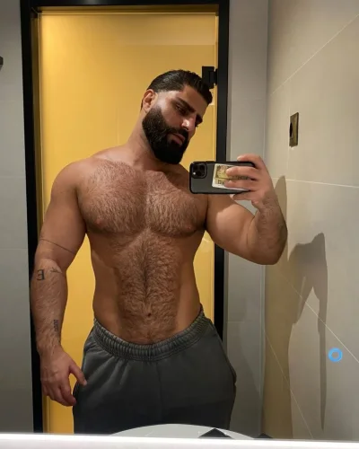 Hakan photo 15, european, curvy, black hair, 178 cm, 93 kg, Hong Kong
