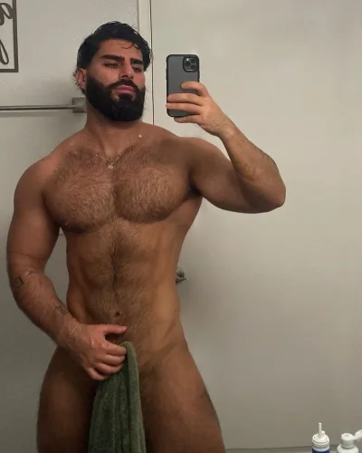Hakan photo 16, european, curvy, black hair, 178 cm, 93 kg, Hong Kong