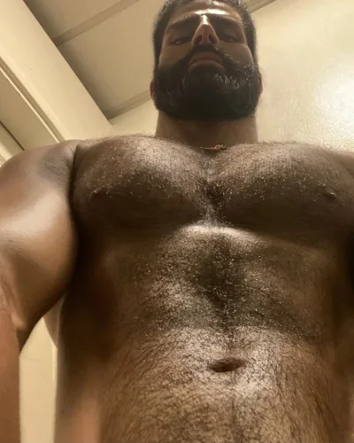 Hakan photo 2, european, curvy, black hair, 178 cm, 93 kg, Hong Kong