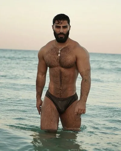 Hakan photo 22, european, curvy, black hair, 178 cm, 93 kg, Hong Kong