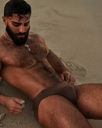 Hakan photo 3, european, curvy, black hair, 178 cm, 93 kg, Hong Kong