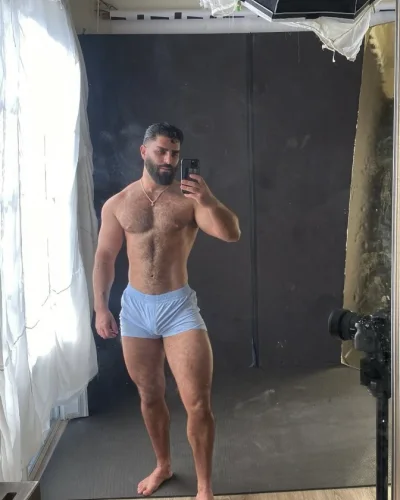 Hakan photo 9, european, curvy, black hair, 178 cm, 93 kg, Hong Kong
